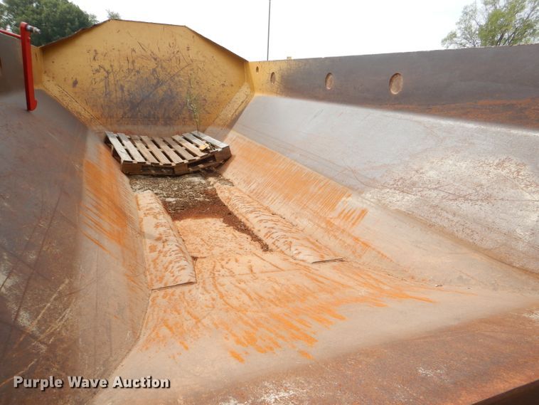 image for item DI2500 Caterpillar 730 haul truck bed