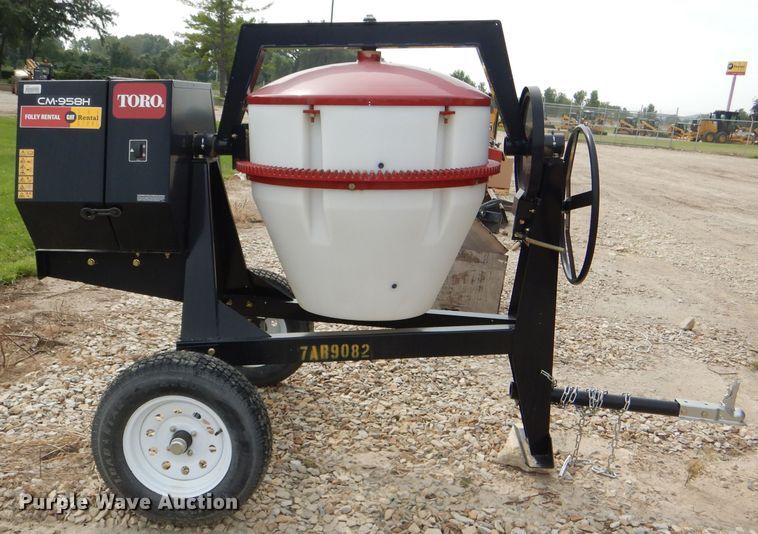 image for item DI2501 2017 Toro CM-958H concrete mixer