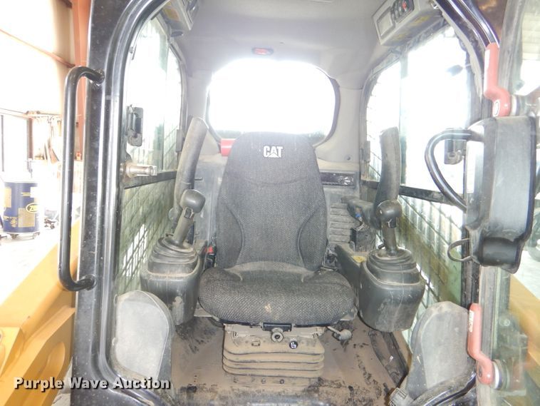 image for item DI2502 2016 Caterpillar 299D2 skid steer