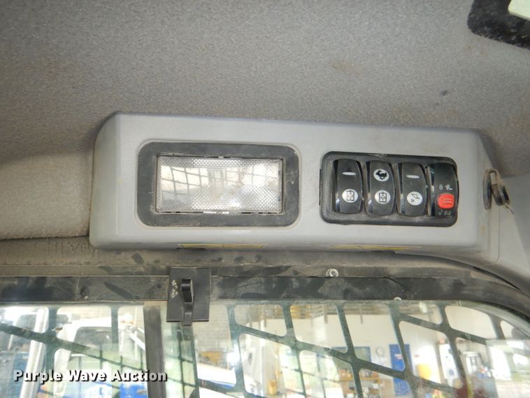 image for item DI2502 2016 Caterpillar 299D2 skid steer