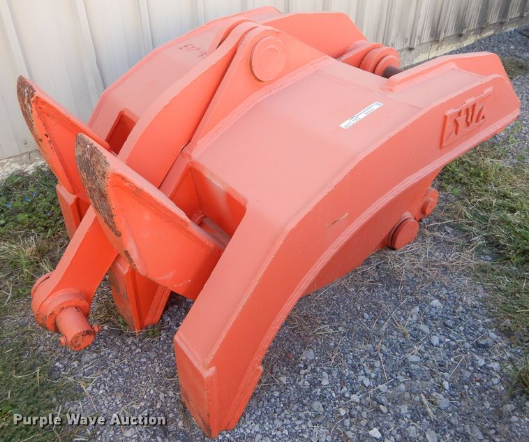 image for item DI9063 NPK scrap grapple