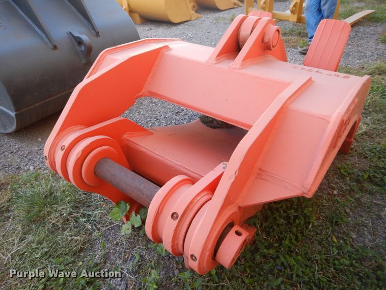 image for item DI9063 NPK scrap grapple