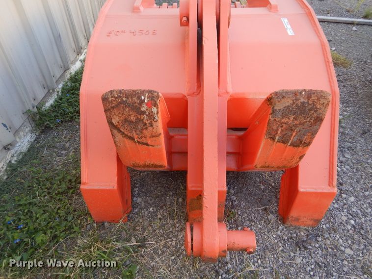 image for item DI9063 NPK scrap grapple