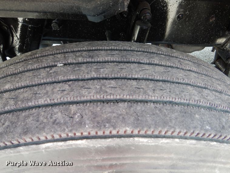 image for item EK9057 1998 Mack CH613 semi truck