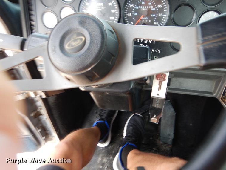 image for item EK9057 1998 Mack CH613 semi truck