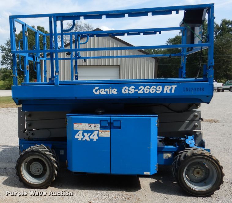 image for item EK9060 2012 Genie GS2669RT scissor lift