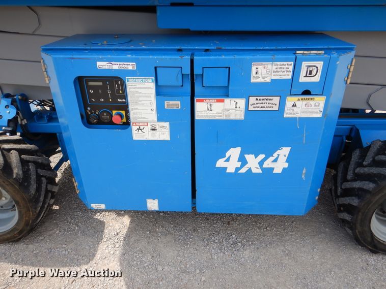 image for item EK9060 2012 Genie GS2669RT scissor lift