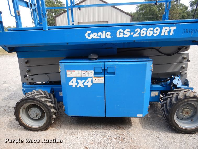image for item EK9060 2012 Genie GS2669RT scissor lift