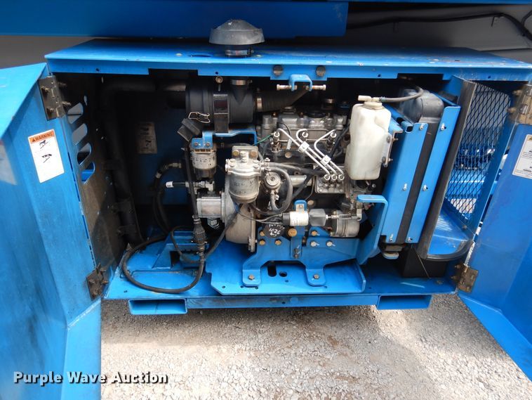 image for item EK9060 2012 Genie GS2669RT scissor lift