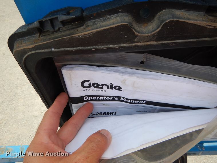 image for item EK9060 2012 Genie GS2669RT scissor lift