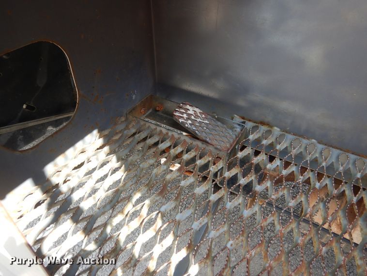 image for item EK9061 1995 Ford F800 crane truck