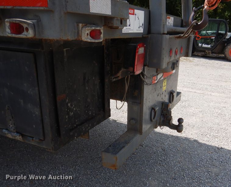 image for item EK9061 1995 Ford F800 crane truck