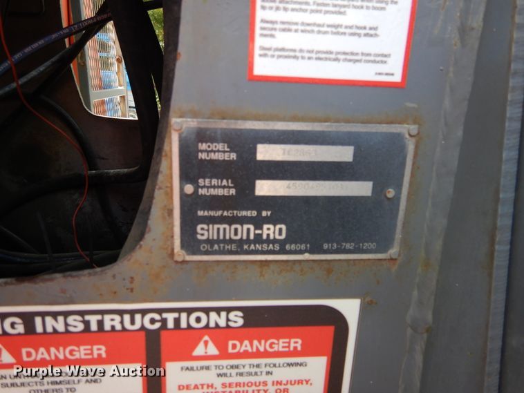 image for item EK9061 1995 Ford F800 crane truck