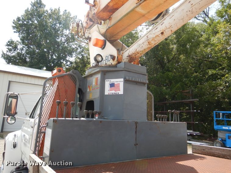 image for item EK9061 1995 Ford F800 crane truck