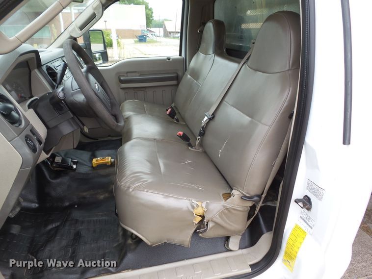 image for item EM9830 2008 Ford F450 Super Duty dump truck