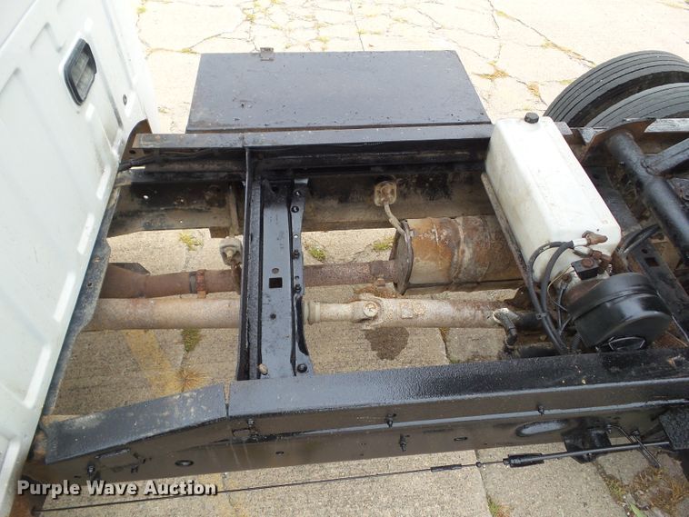 image for item EM9830 2008 Ford F450 Super Duty dump truck