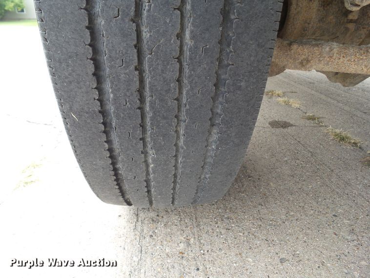 image for item EM9830 2008 Ford F450 Super Duty dump truck