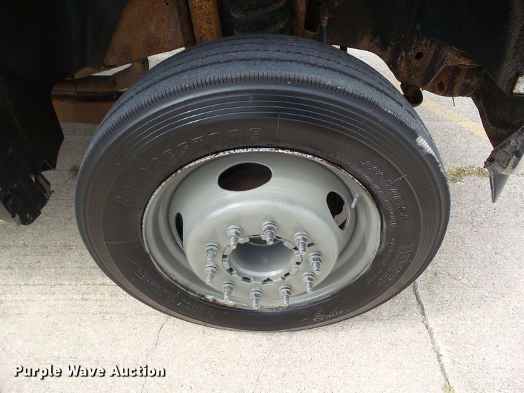 image for item EM9830 2008 Ford F450 Super Duty dump truck