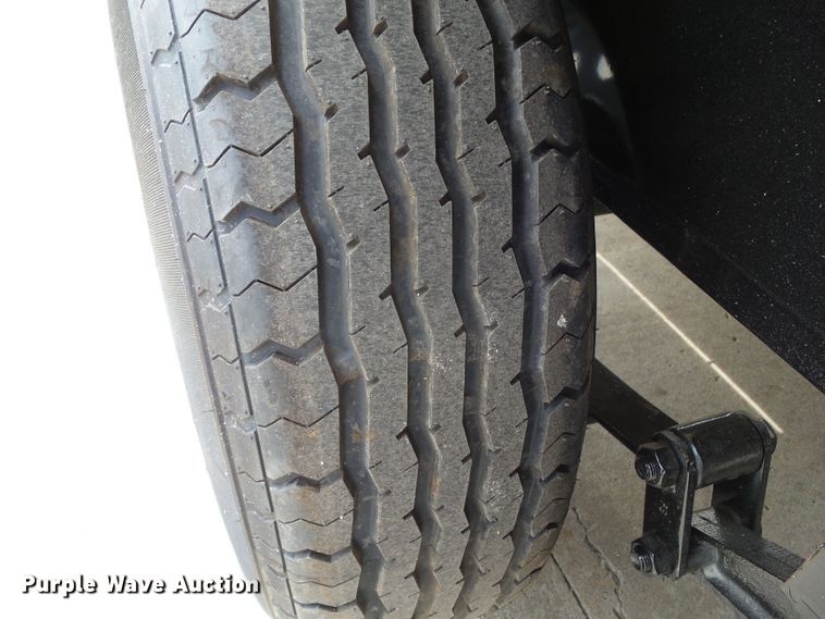 image for item EM9831 2020 Hull Porter TM182 tilt deck utility trailer