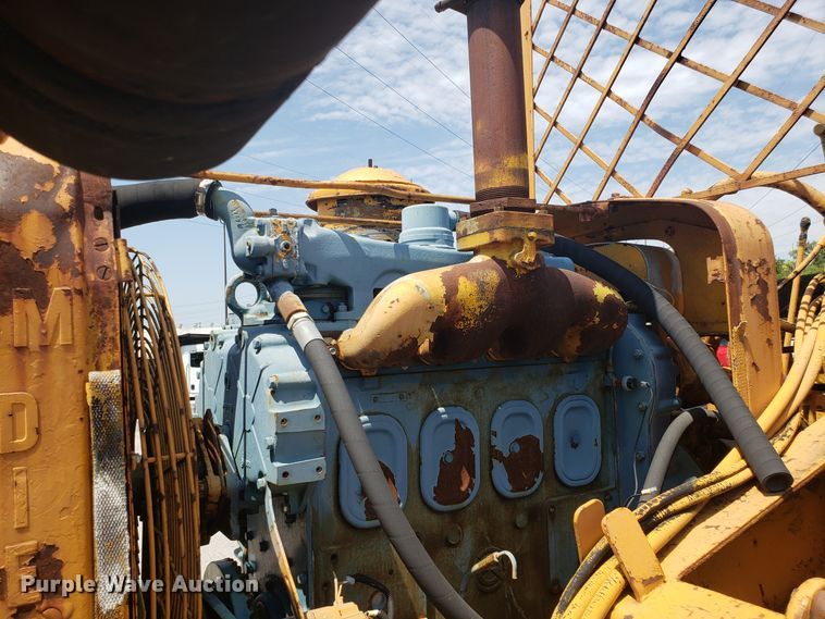 image for item ET9815 1995 Ford FT900 cable puller truck