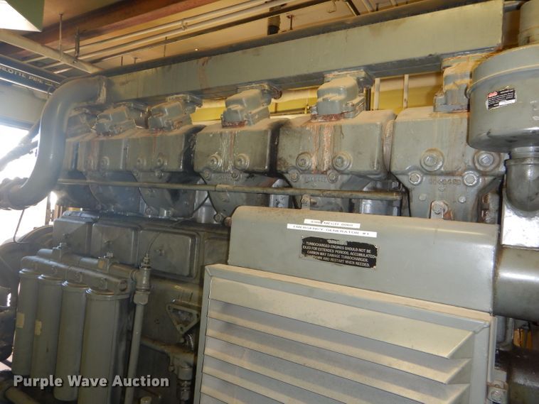 image for item FG9807 Waukesha generator