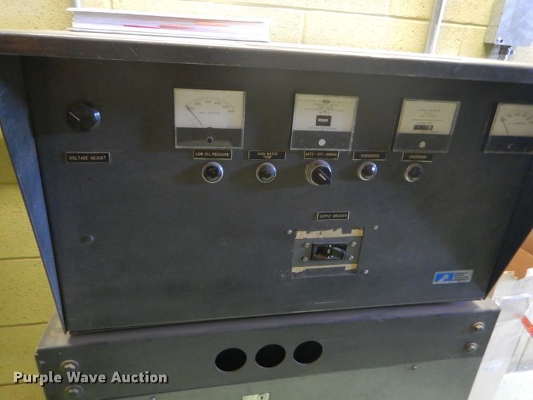 image for item FG9807 Waukesha generator