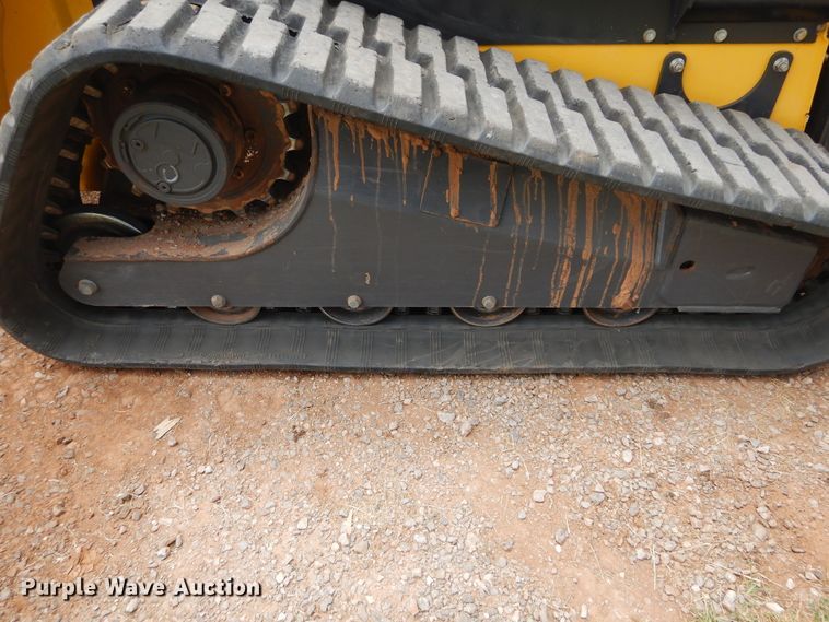 image for item FI9982 2014 New Holland C238 skid steer