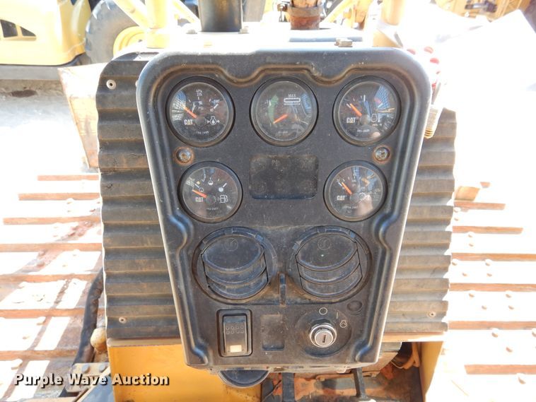 image for item FK9758 2007 Caterpillar D5G LGP dozer