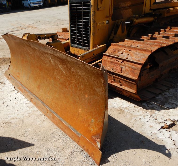 image for item FK9758 2007 Caterpillar D5G LGP dozer