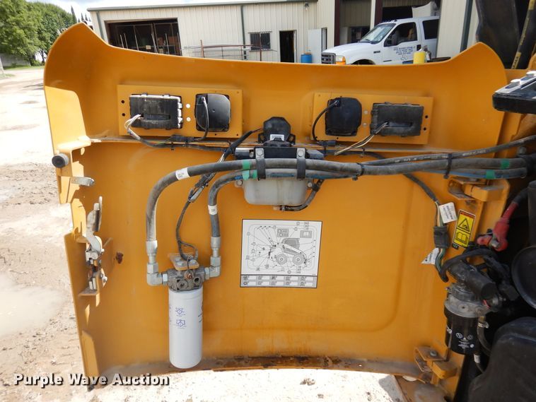 image for item FM9002 2012 Caterpillar 262C Series 2 skid steer