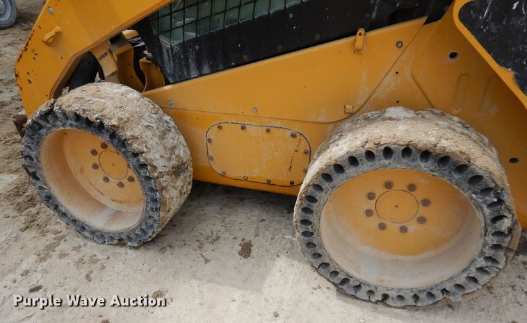 image for item FM9002 2012 Caterpillar 262C Series 2 skid steer