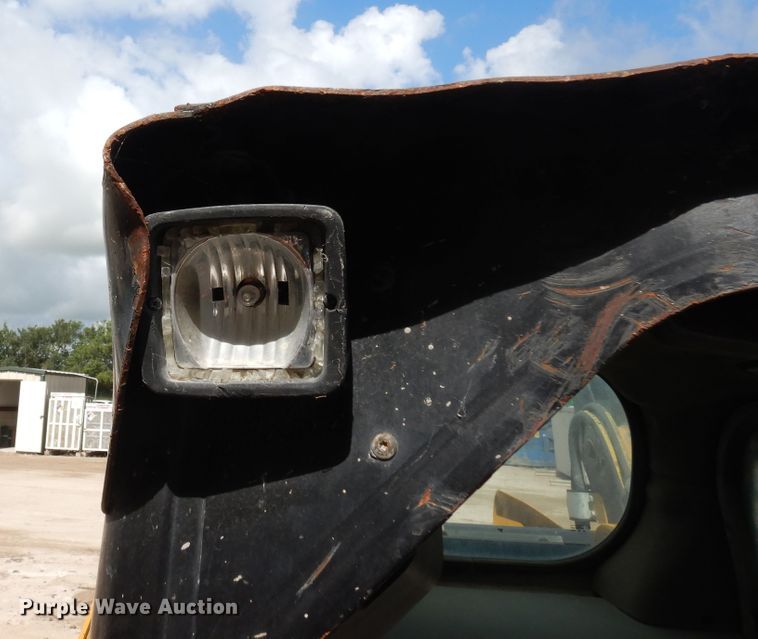 image for item FM9002 2012 Caterpillar 262C Series 2 skid steer