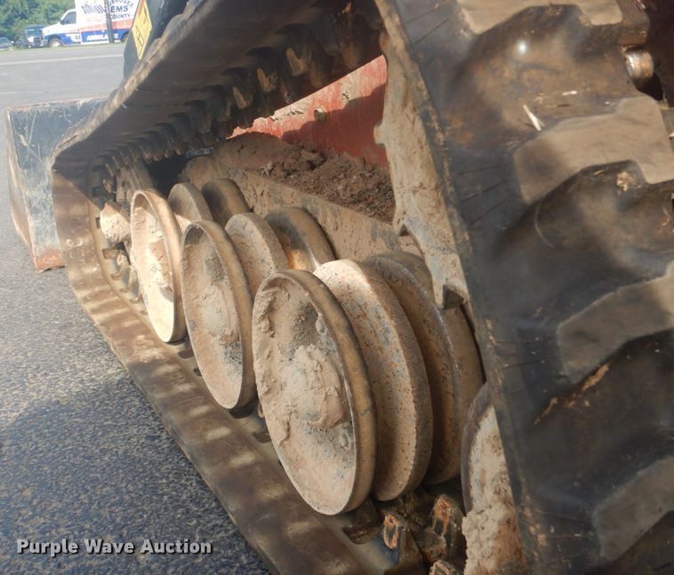 image for item FT9487 Ditch Witch SK750 compact utility loader