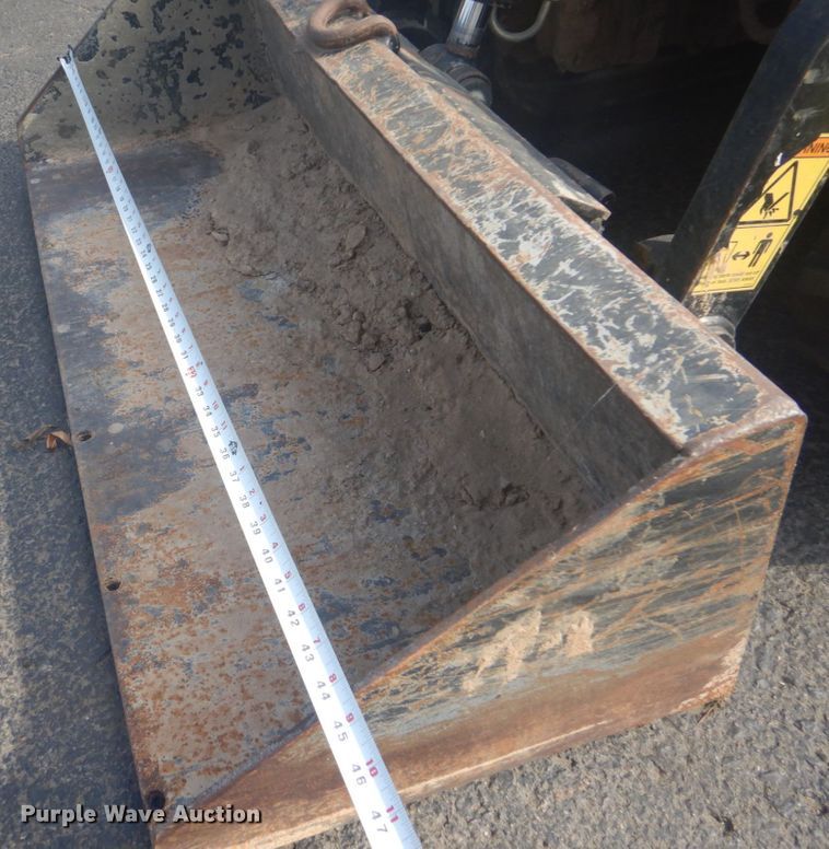 image for item FT9487 Ditch Witch SK750 compact utility loader