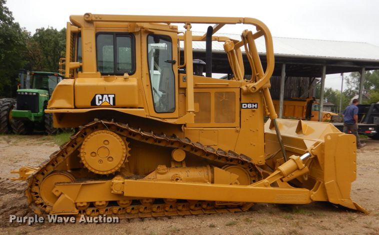 image for item FU9499 1988 Caterpillar D6H dozer