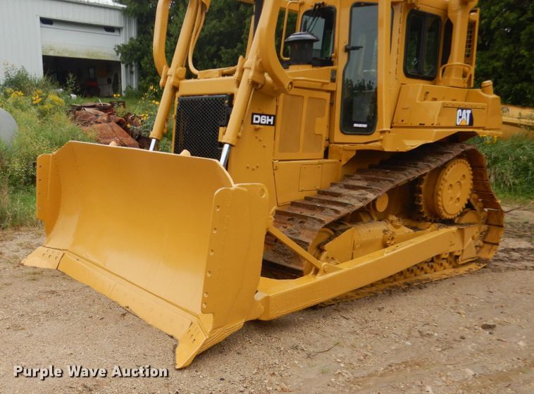 image for item FU9499 1988 Caterpillar D6H dozer