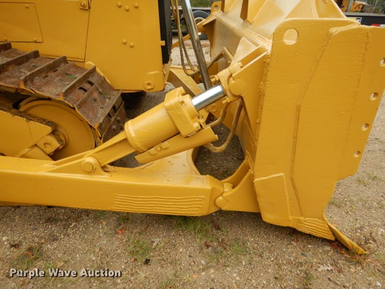 image for item FU9499 1988 Caterpillar D6H dozer