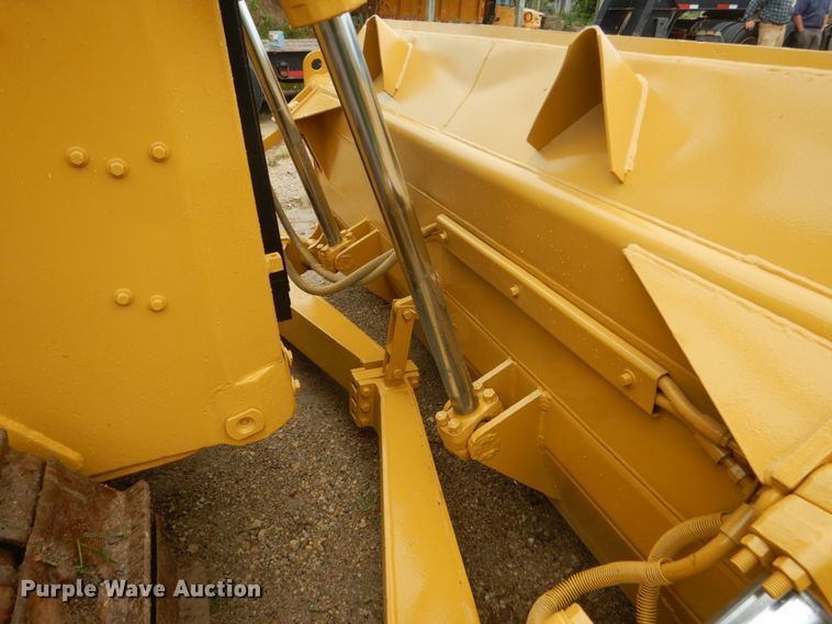 image for item FU9499 1988 Caterpillar D6H dozer