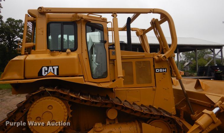image for item FU9499 1988 Caterpillar D6H dozer