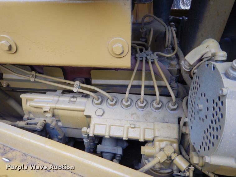 image for item FU9499 1988 Caterpillar D6H dozer