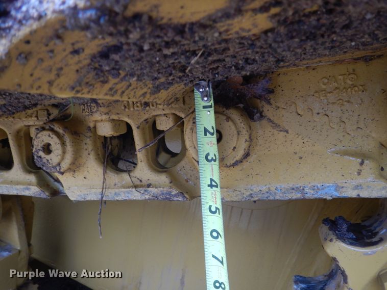 image for item FU9499 1988 Caterpillar D6H dozer