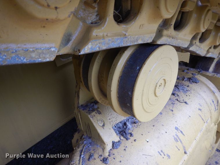 image for item FU9499 1988 Caterpillar D6H dozer