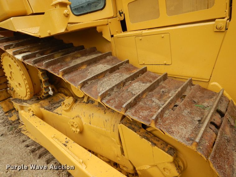 image for item FU9499 1988 Caterpillar D6H dozer