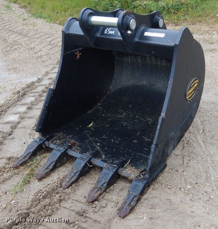 image for item FU9500 Strickland excavator bucket