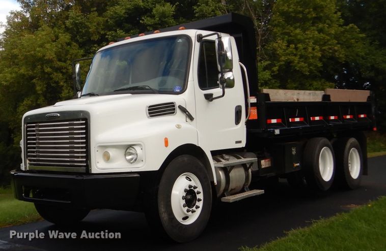 image for item FU9502 2007 Freightliner Business Class M2 dump truck