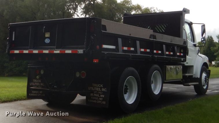 image for item FU9502 2007 Freightliner Business Class M2 dump truck