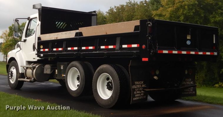 image for item FU9502 2007 Freightliner Business Class M2 dump truck