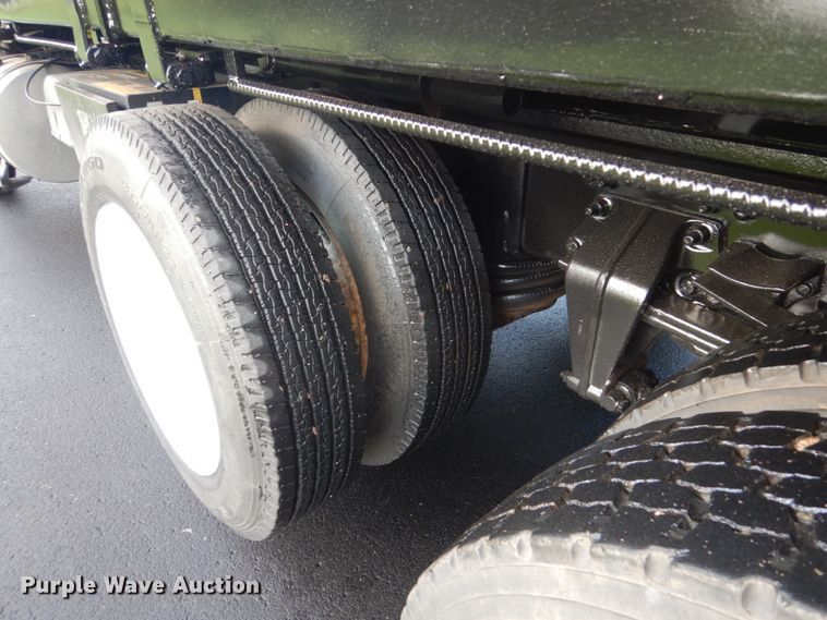 image for item FU9502 2007 Freightliner Business Class M2 dump truck