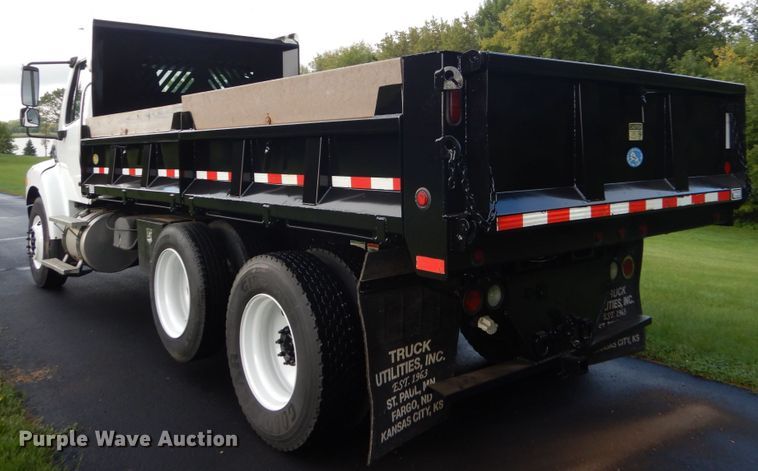 image for item FU9502 2007 Freightliner Business Class M2 dump truck