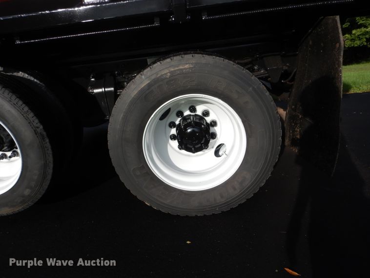 image for item FU9502 2007 Freightliner Business Class M2 dump truck